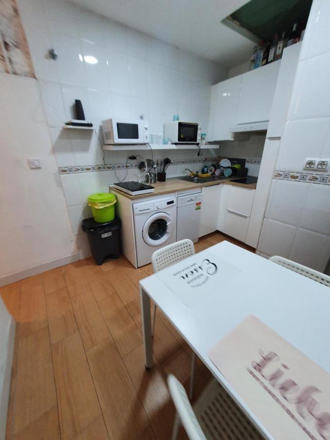 Airbhouse Private Rooms & Apartments Σεβίλλη Εξωτερικό φωτογραφία