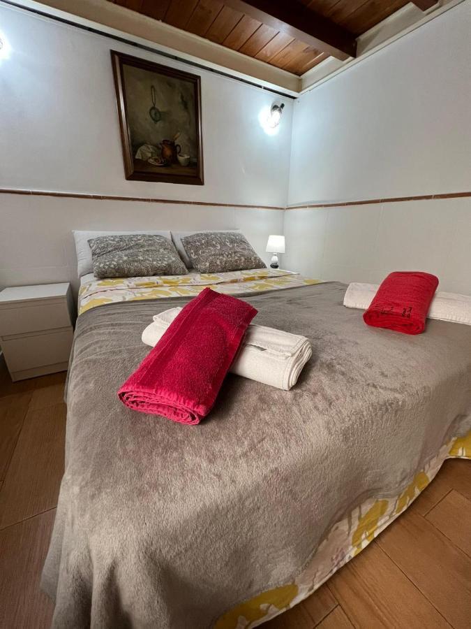 Airbhouse Private Rooms & Apartments Σεβίλλη Εξωτερικό φωτογραφία